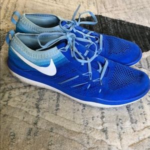 Blue Ombré Nike Flyknit